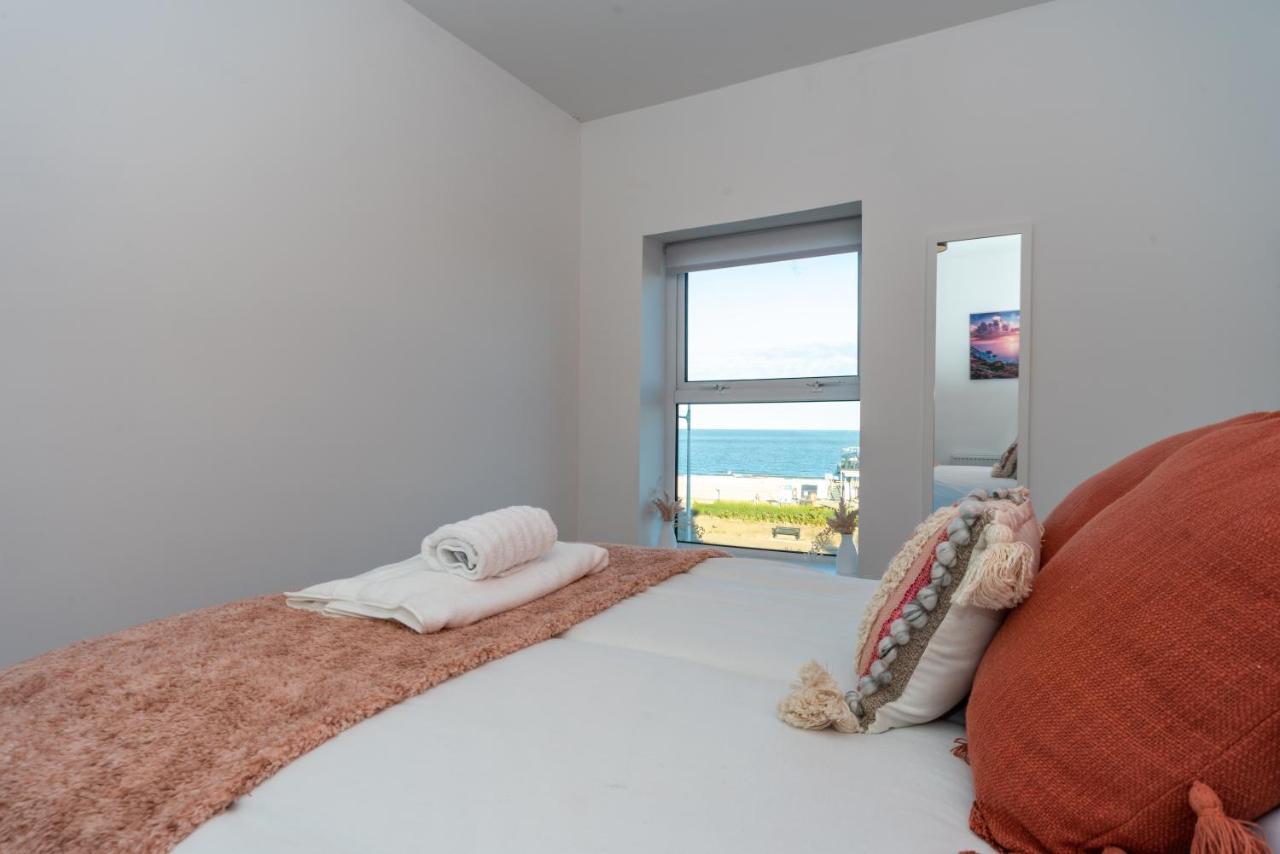 Sea Views Modern Two Bedroom Apartment Lowestoft Exterior photo