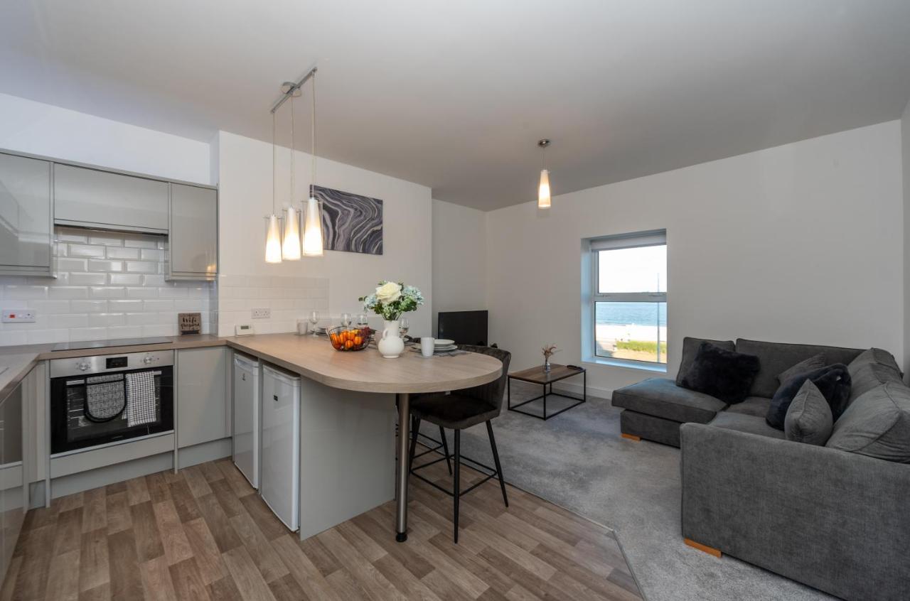 Sea Views Modern Two Bedroom Apartment Lowestoft Exterior photo