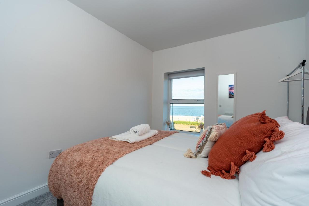 Sea Views Modern Two Bedroom Apartment Lowestoft Exterior photo