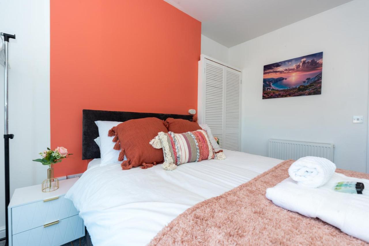 Sea Views Modern Two Bedroom Apartment Lowestoft Exterior photo
